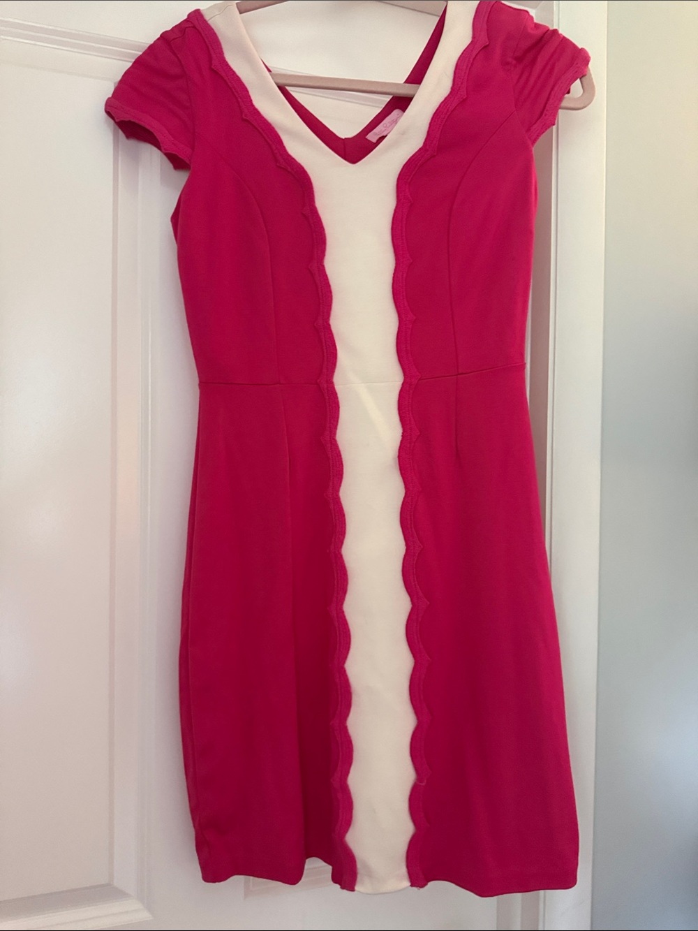 Lilly Pulitzer Hot Pink and Cream Scalloped-Trim Midi Dress size Small